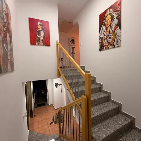 Apartment Gemuetlich Und Ruhige